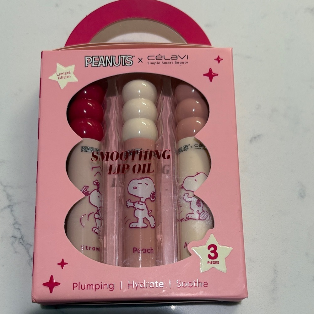 Peanuts x Celavi Smoothing Lip Oil Set - Strawberry, Peach, Vanilla - Picture 2 of 6